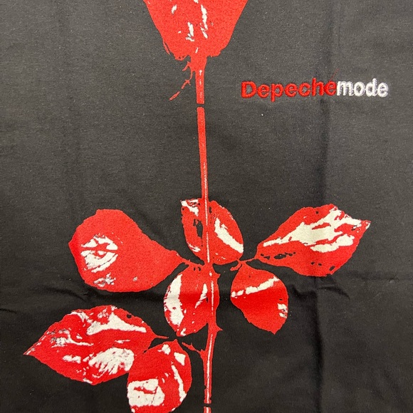 Depeche Mode graphic tshirt - Picture 3 of 4